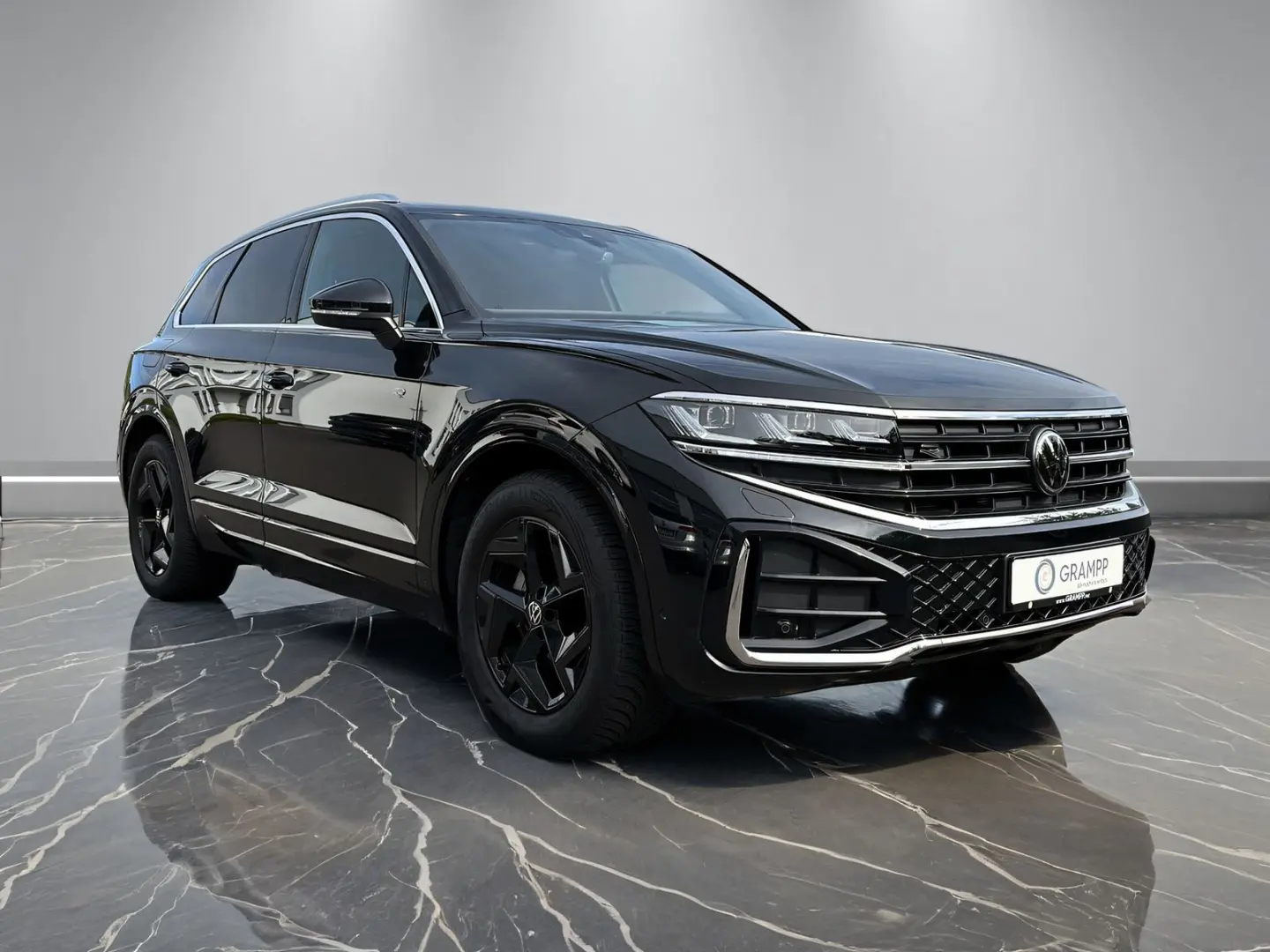 Touareg R-Line 3.0TDI +LUFT+AHK+KAMERA+ASSISTS+