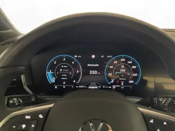 Touareg 3.0 V6 TDI 4M R-Line AHK Matrix LM 19