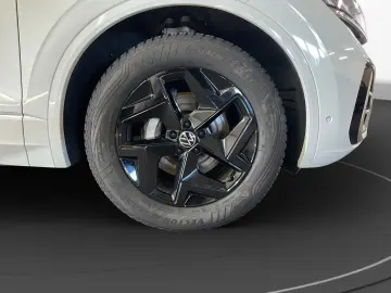 Touareg 3.0 V6 TDI 4M R-Line AHK Matrix LM 19