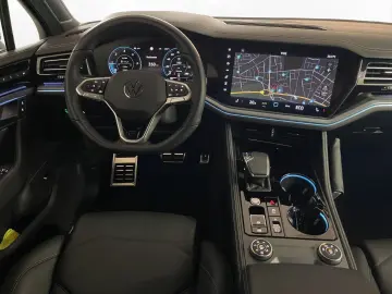 Touareg 3.0 V6 TDI 4M R-Line AHK Matrix LM 19