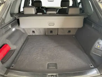 Touareg 3.0 V6 TDI 4M R-Line AHK Matrix LM 19