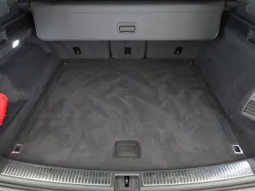 Touareg 3.0 TDI 4M R-Line Leder Pano DCC 22
