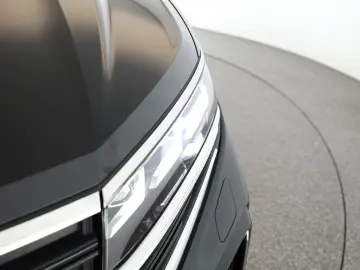Touareg 3.0 TDI 4M R-Line Leder Pano DCC 22