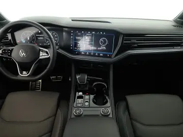 Touareg 3.0 TDI 4M R-Line Leder Pano DCC 22