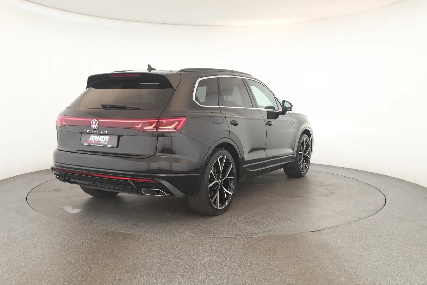 Touareg 3.0 TDI 4M R-Line Leder Pano DCC 22