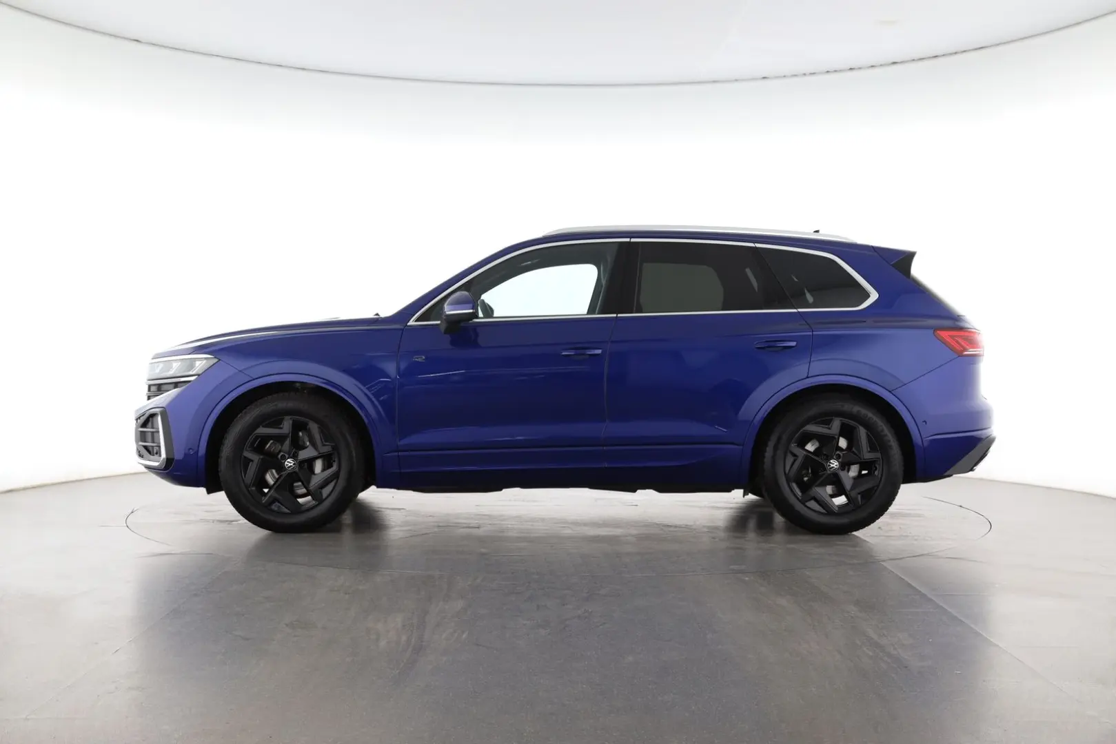 Touareg 3.0 TDI 4MOTION R-Line | LUFT | AHK |