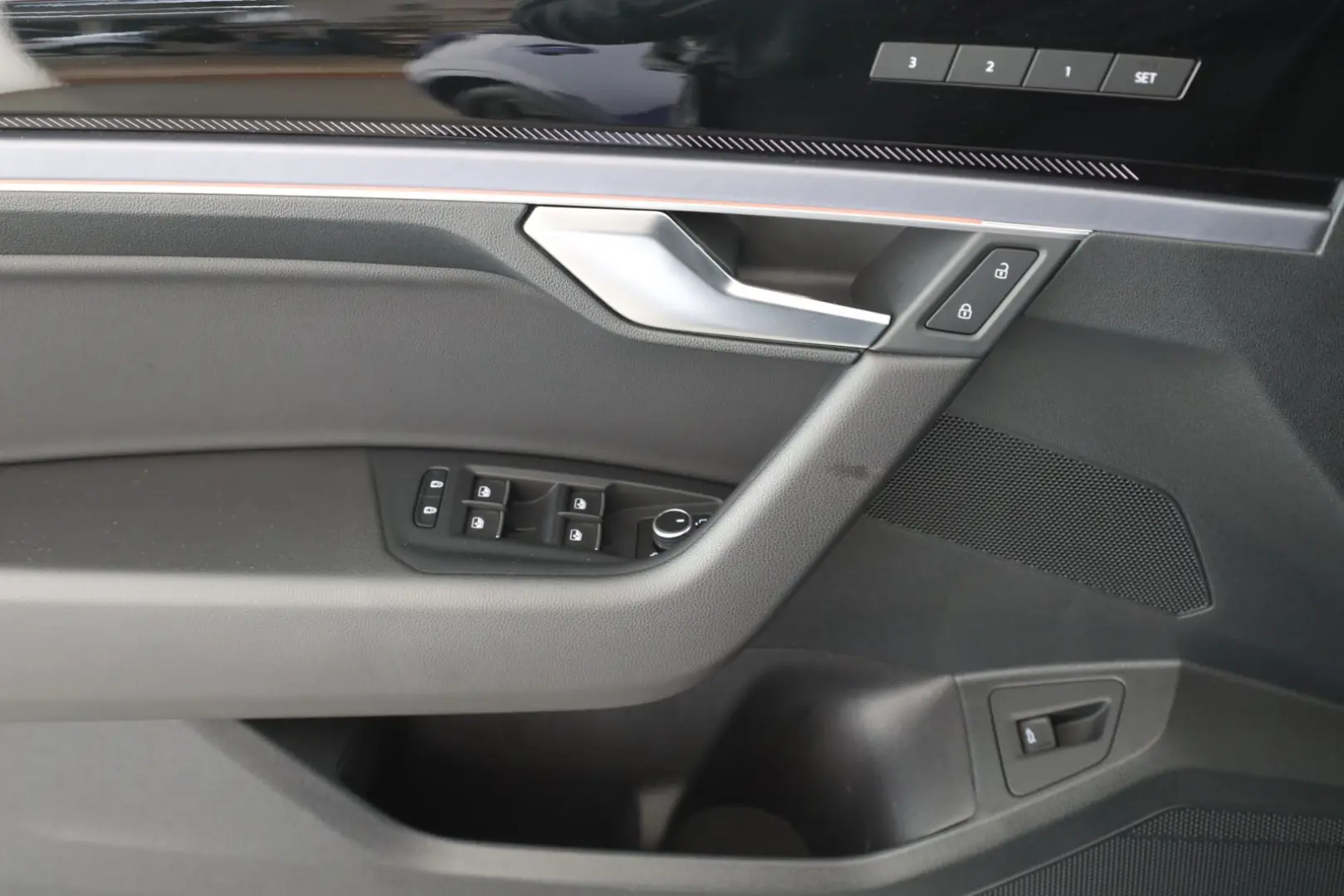 Touareg 3.0 TDI 4MOTION R-Line | LUFT | AHK |