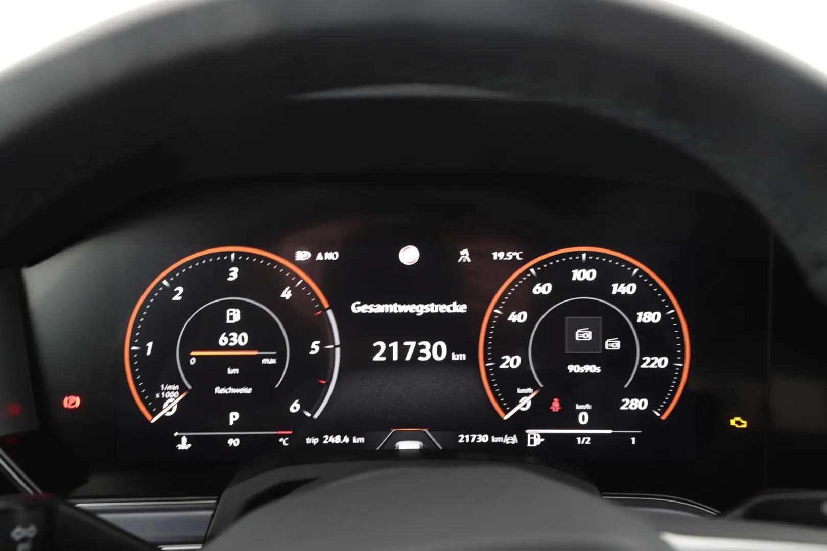 Touareg 3.0 TDI 4MOTION R-Line | LUFT | AHK |