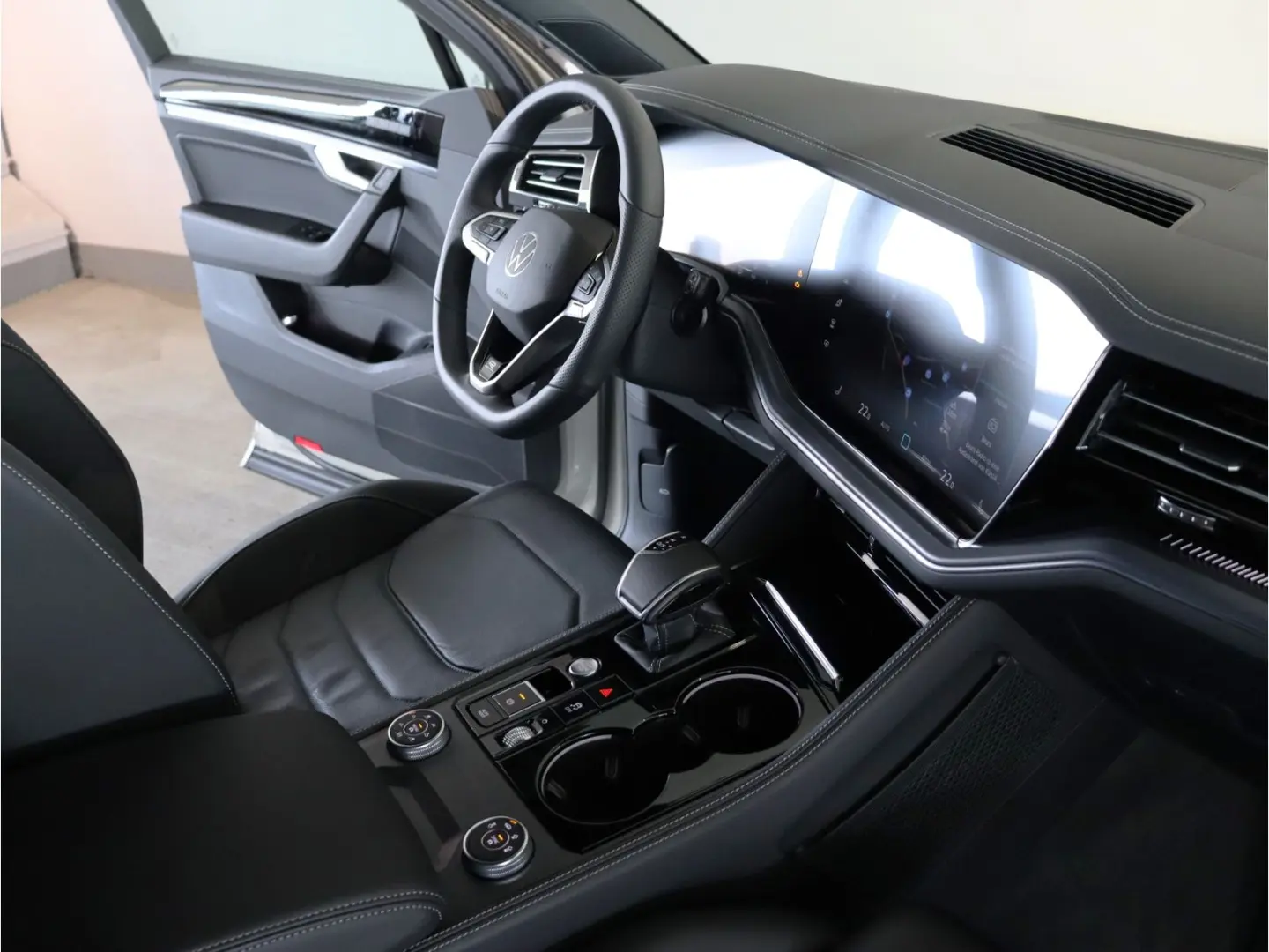 Touareg 3.0 TDI 4M R-Line*Black Style*Standhzg