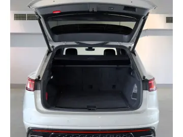 Touareg 3.0 TDI 4M R-Line*Black Style*Standhzg