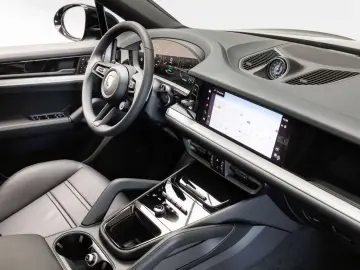 Porsche Cayenne E-Hybrid Coupe