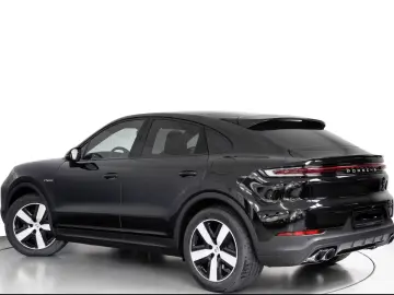 Porsche Cayenne E-Hybrid Coupe