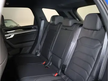 Touareg 3.0 TDI 4M R-Line*Black Style*Standhzg
