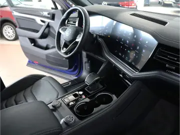 Touareg 3.0 TDI 4M R-Line*Black Style*Standhzg