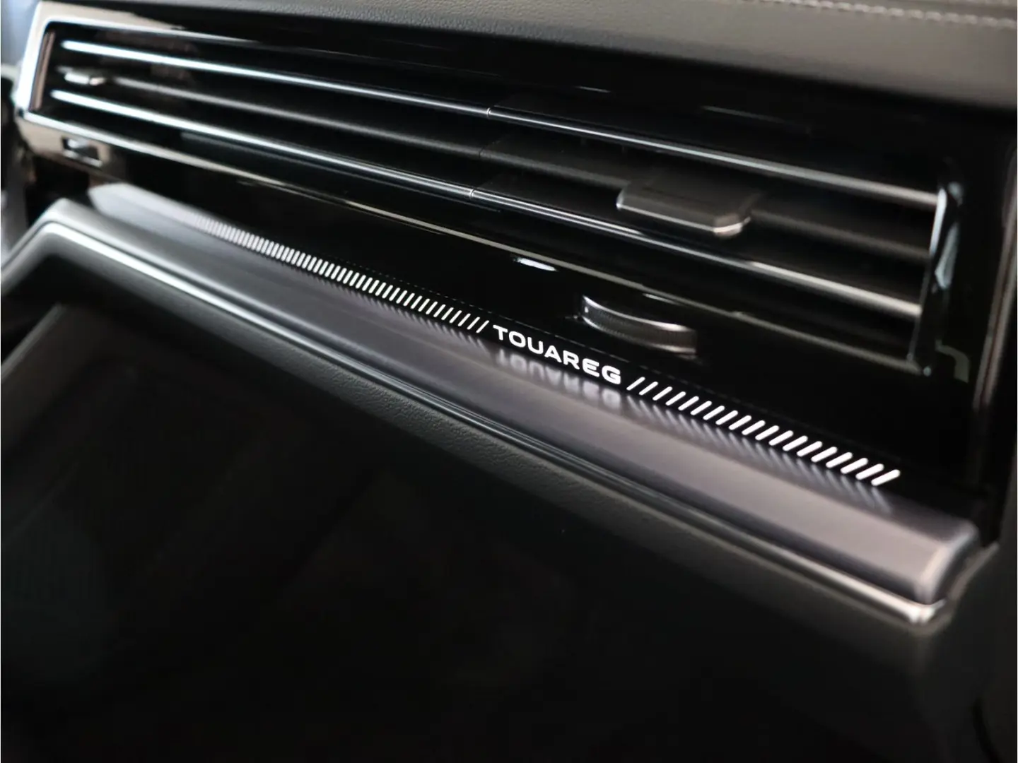 Touareg 3.0 TDI 4M R-Line*Black Style*Standhzg