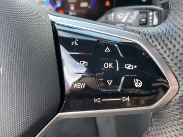 Touareg 3.0 V6 TDI 4Motion R-Line +AHK+LUFT+NAVI