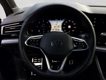 Touareg 3.0 TDI DSG 4M R-LINE NP116 LM22 STHZG D