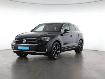 Touareg 3.0 TDI DSG 4MOTION R-Line   PANO   AHK