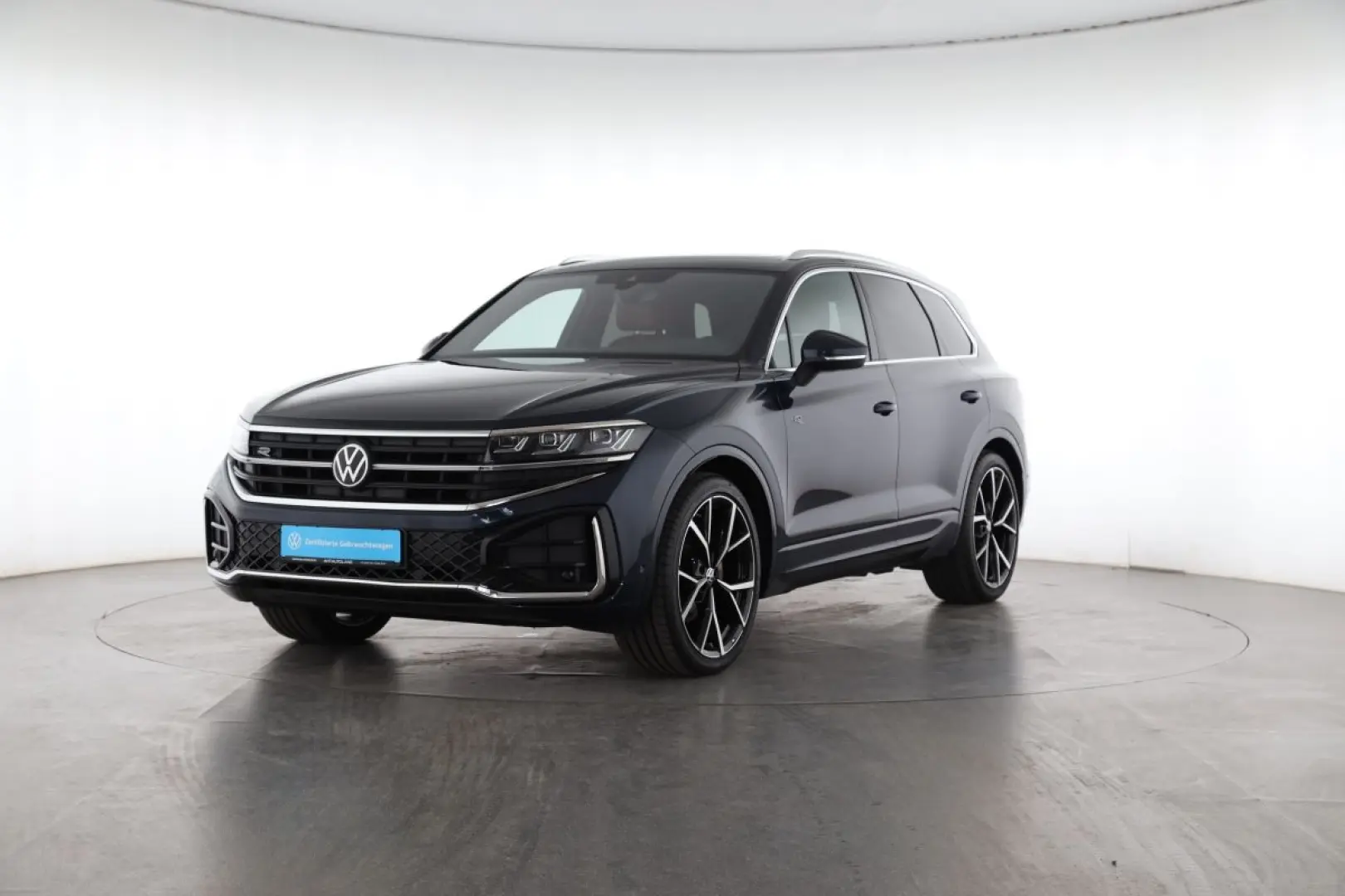 Touareg 3.0 TDI DSG 4MOTION R-Line | PANO | AHK