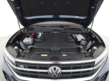 Touareg 3.0 TDI DSG 4MOTION R-Line | PANO | AHK