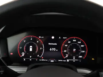 Touareg 3.0 TDI DSG 4MOTION R-Line | PANO | AHK