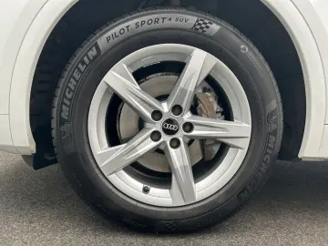 Q5 35 TDI S line S tro*Pano*Standh*LED*Navi+*AHK