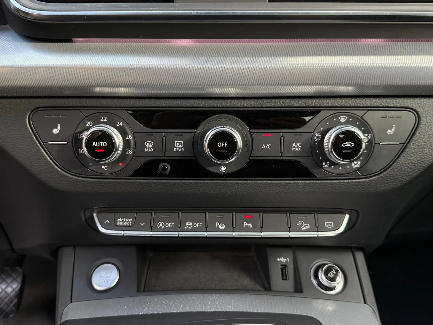 Q5 40 TDI Quatt Design XEN+MMI+PANO+360°+ACC+SHZ