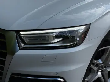 Q5 40 TDI Quatt Design XEN+MMI+PANO+360°+ACC+SHZ