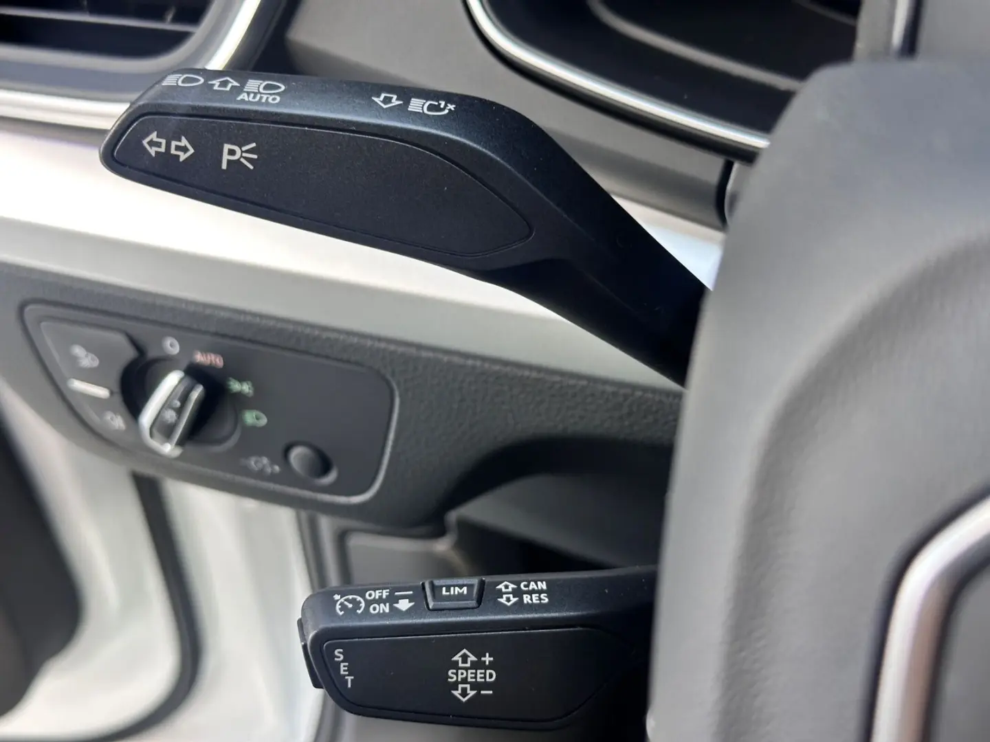 Q5 50 TFSIe quattro S tronic+STANDH+NAVI+PANO+