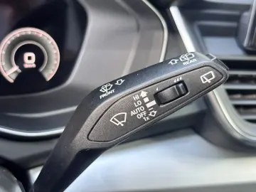 Q5 50 TFSIe quattro S tronic+STANDH+NAVI+PANO+