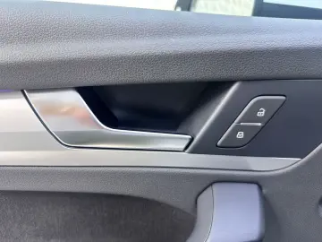 Q5 50 TFSIe quattro S tronic+STANDH+NAVI+PANO+