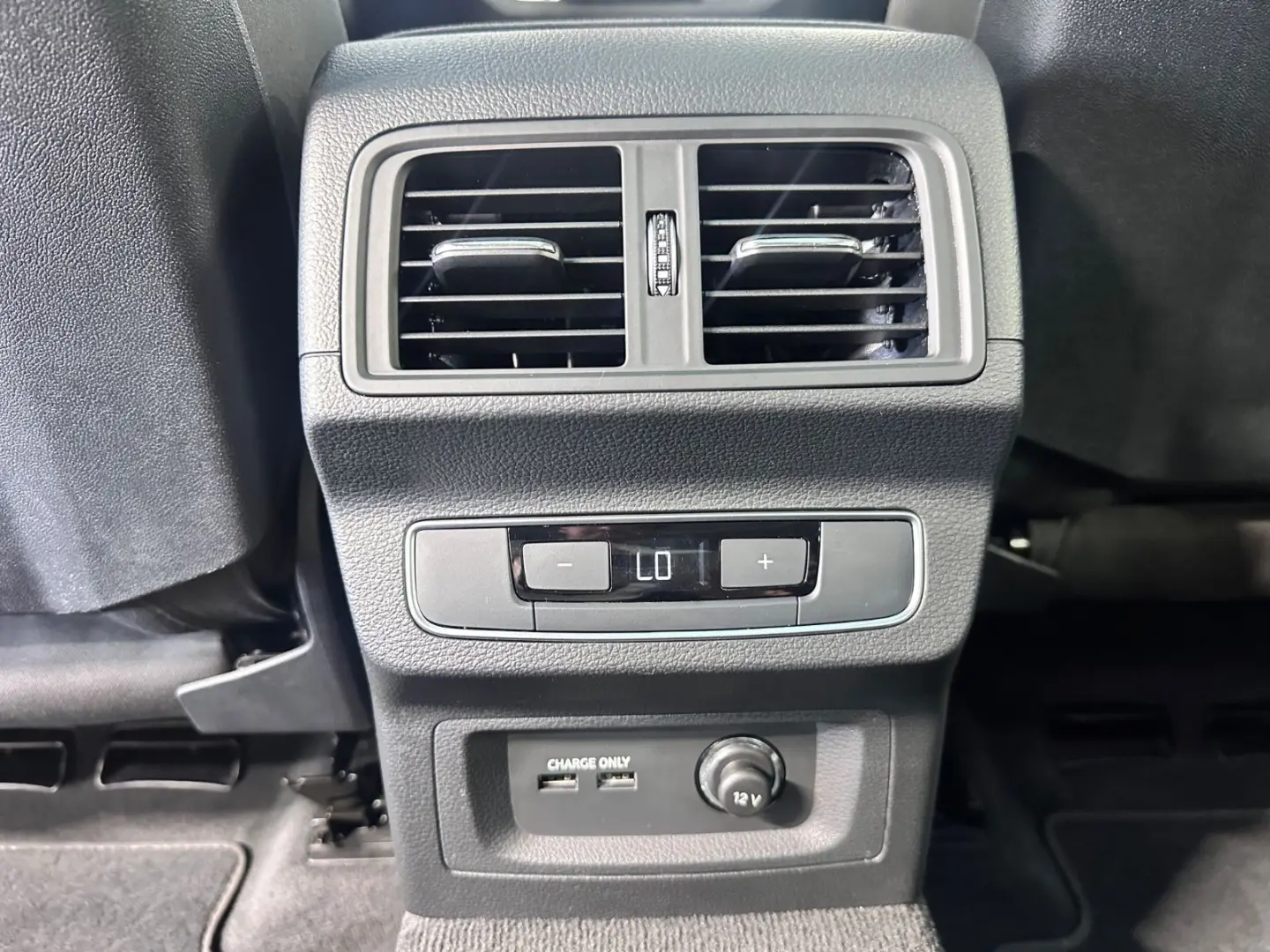 Q5 50 TFSIe quattro S tronic+STANDH+NAVI+PANO+
