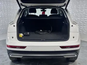 Q5 50 TFSIe quattro S tronic+STANDH+NAVI+PANO+