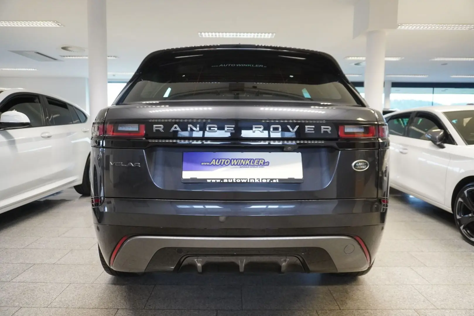 Range Rover Velar D200 R-DYNAMIC SE 4WD Aut. Pan