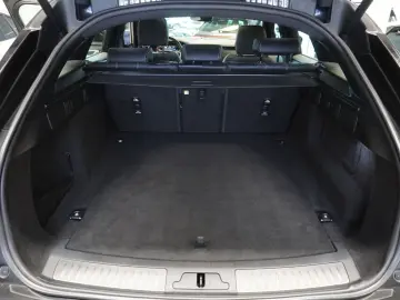 Range Rover Velar D200 R-DYNAMIC SE 4WD Aut. Pan
