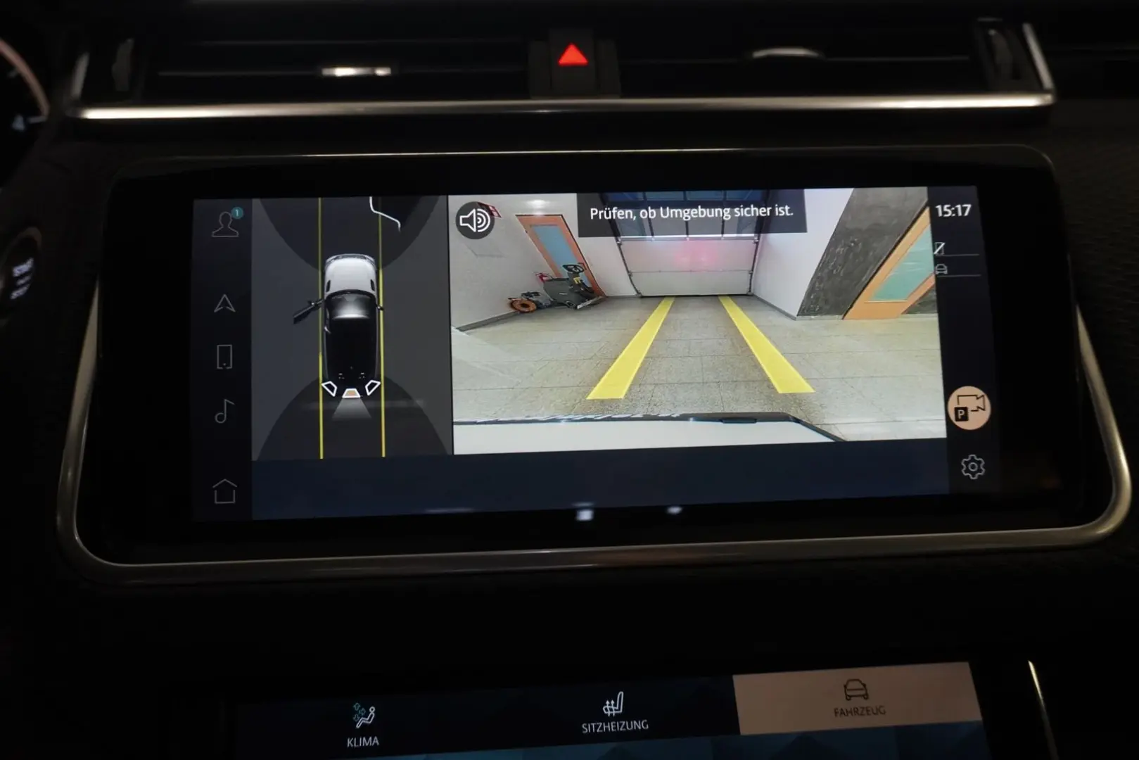 Range Rover Velar D200 R-DYNAMIC SE 4WD Aut. Pan