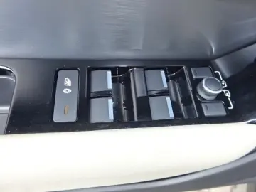 Range Rover Velar R-Dynamic SE 22-Zoll Panorama