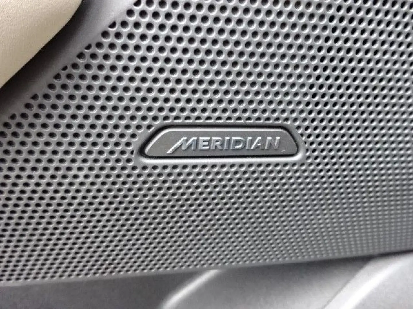 Range Rover Velar R-Dynamic SE 22-Zoll Panorama