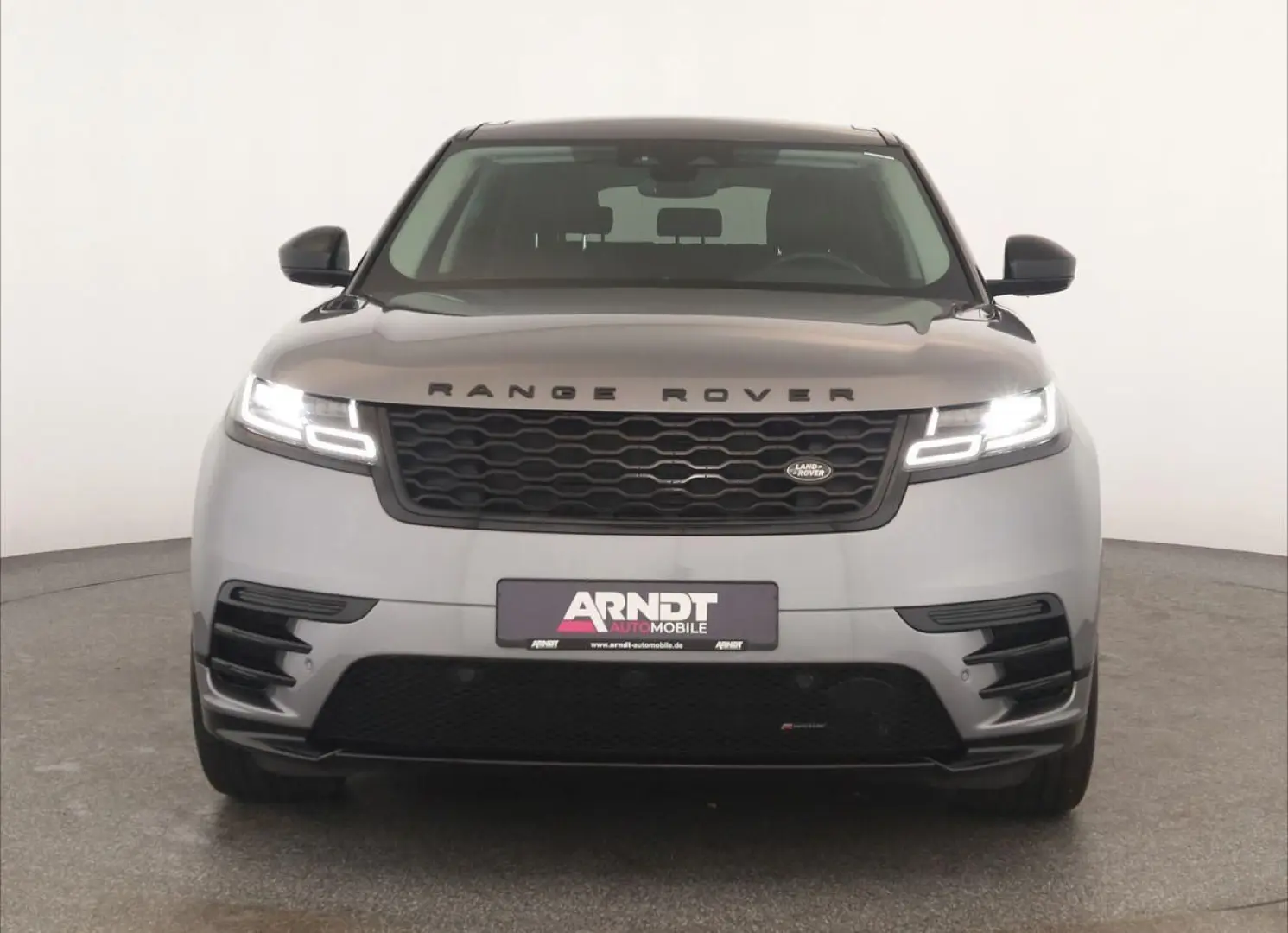 Range Rover Velar D200 AWD R-Dynamic SE Black 22