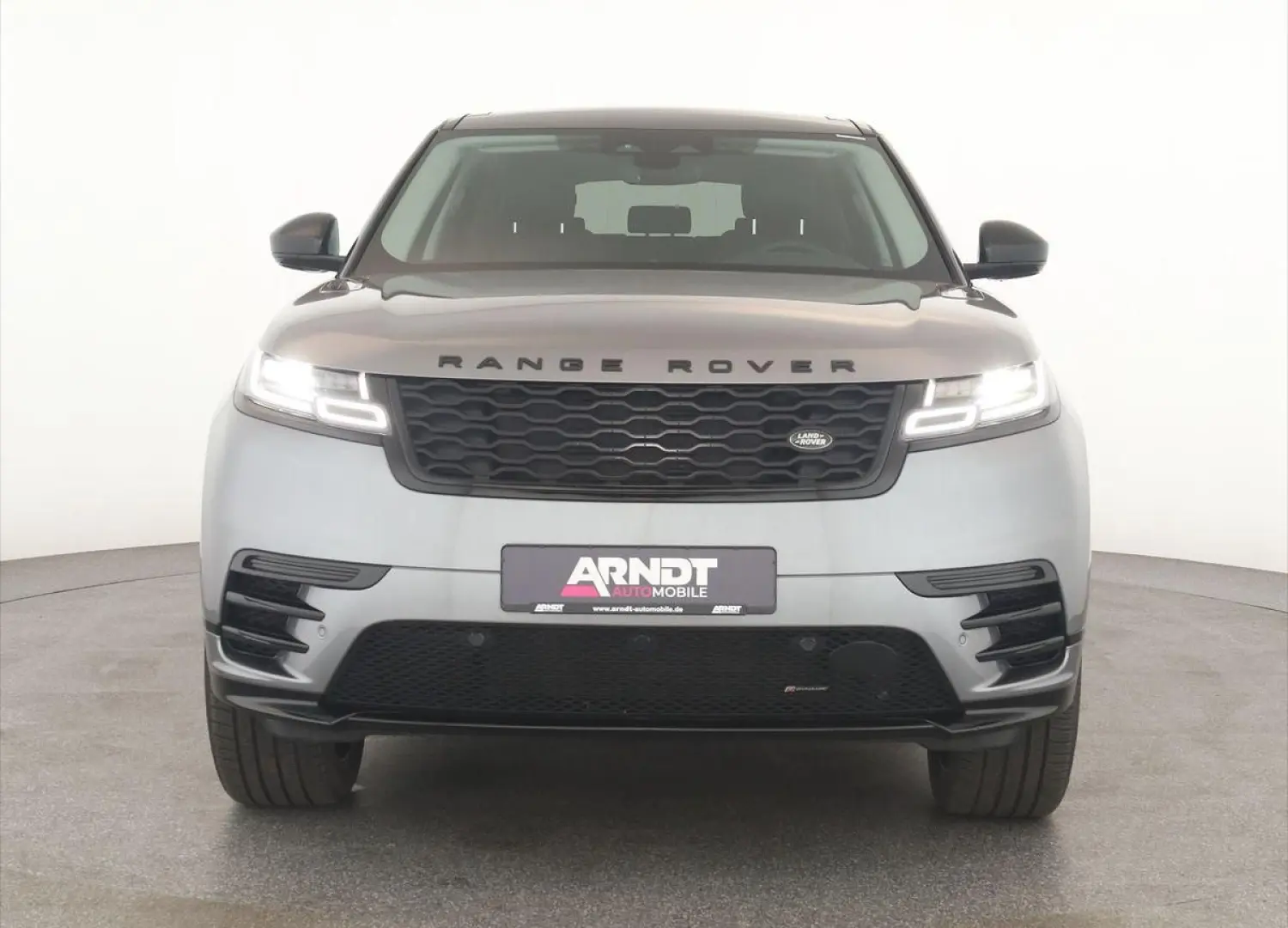 Range Rover Velar D200 AWD R-Dynamic SE Black 22