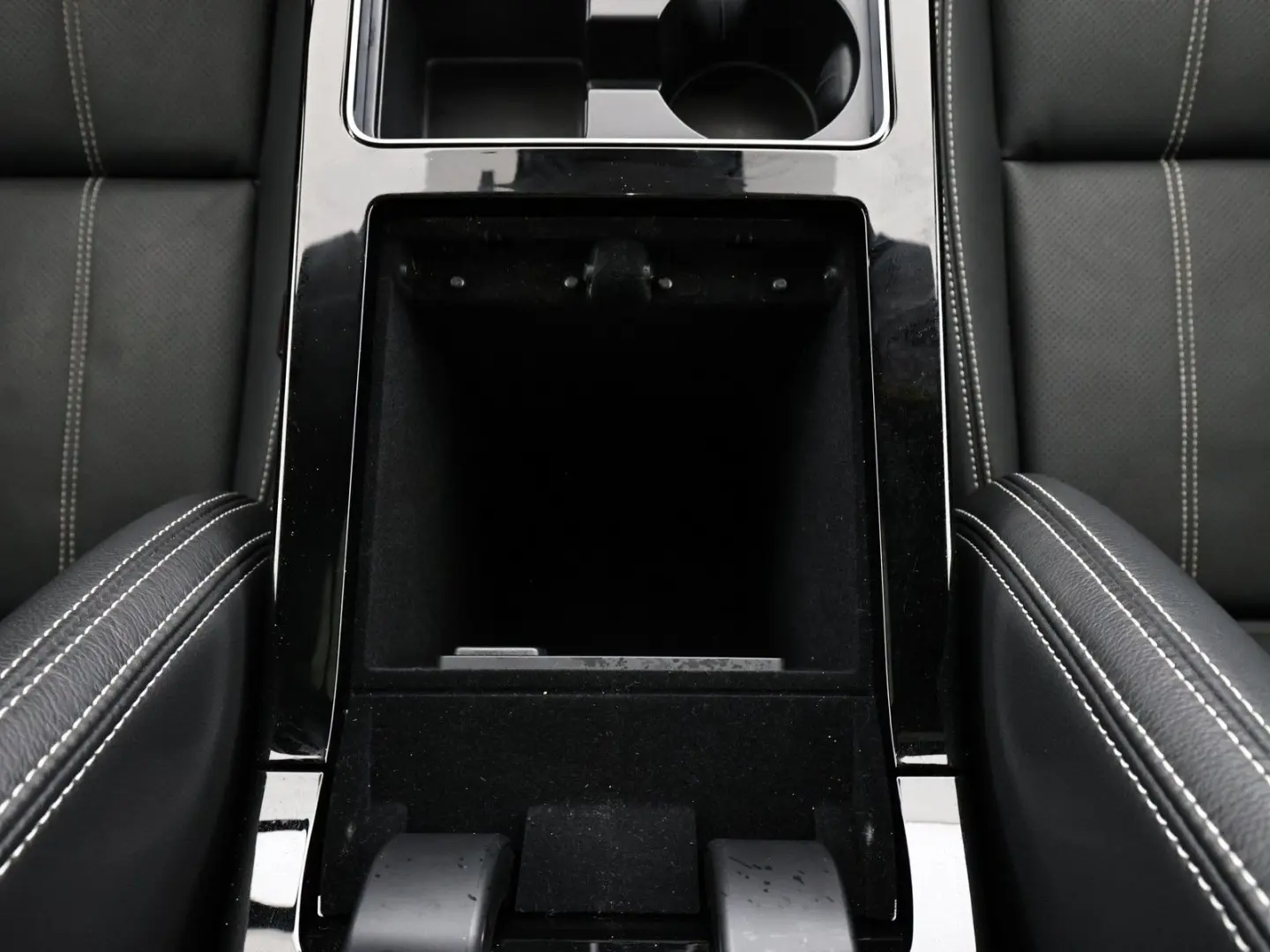Range Rover Velar 3.0 d  R-Dynamic SE|HeadUp