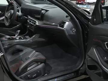 BMW M3 CS Limousine
