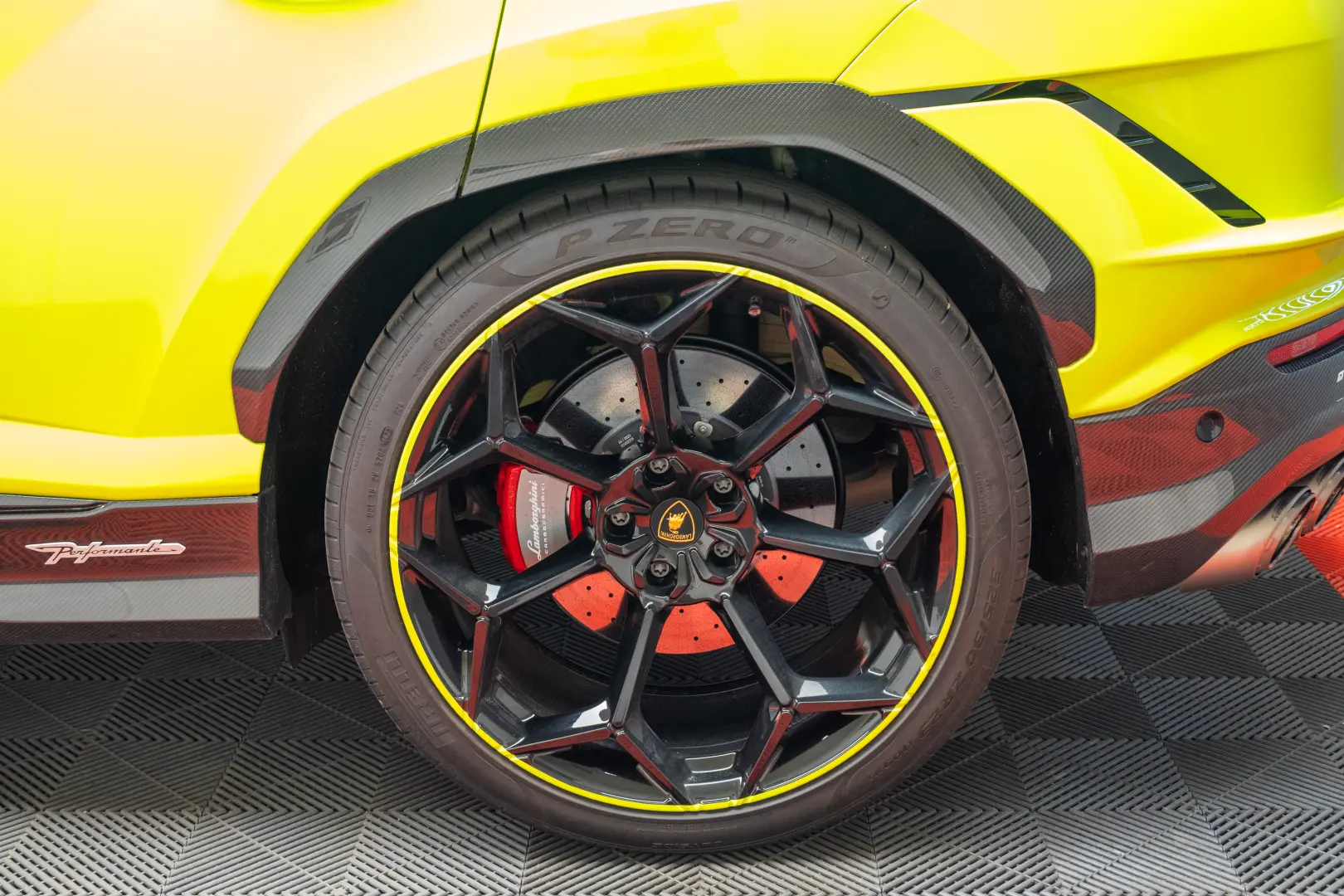 Lamborghini Urus Performante Ad Personam