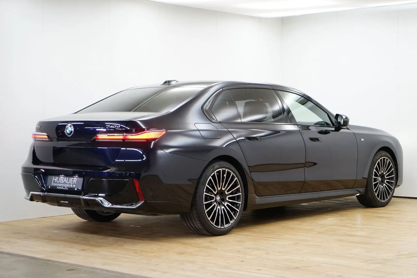 740d xDrive Limousine [M Sport, Standhz., Pano]