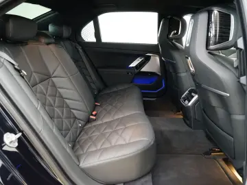 740d xDrive Limousine [M Sport, Standhz., Pano]