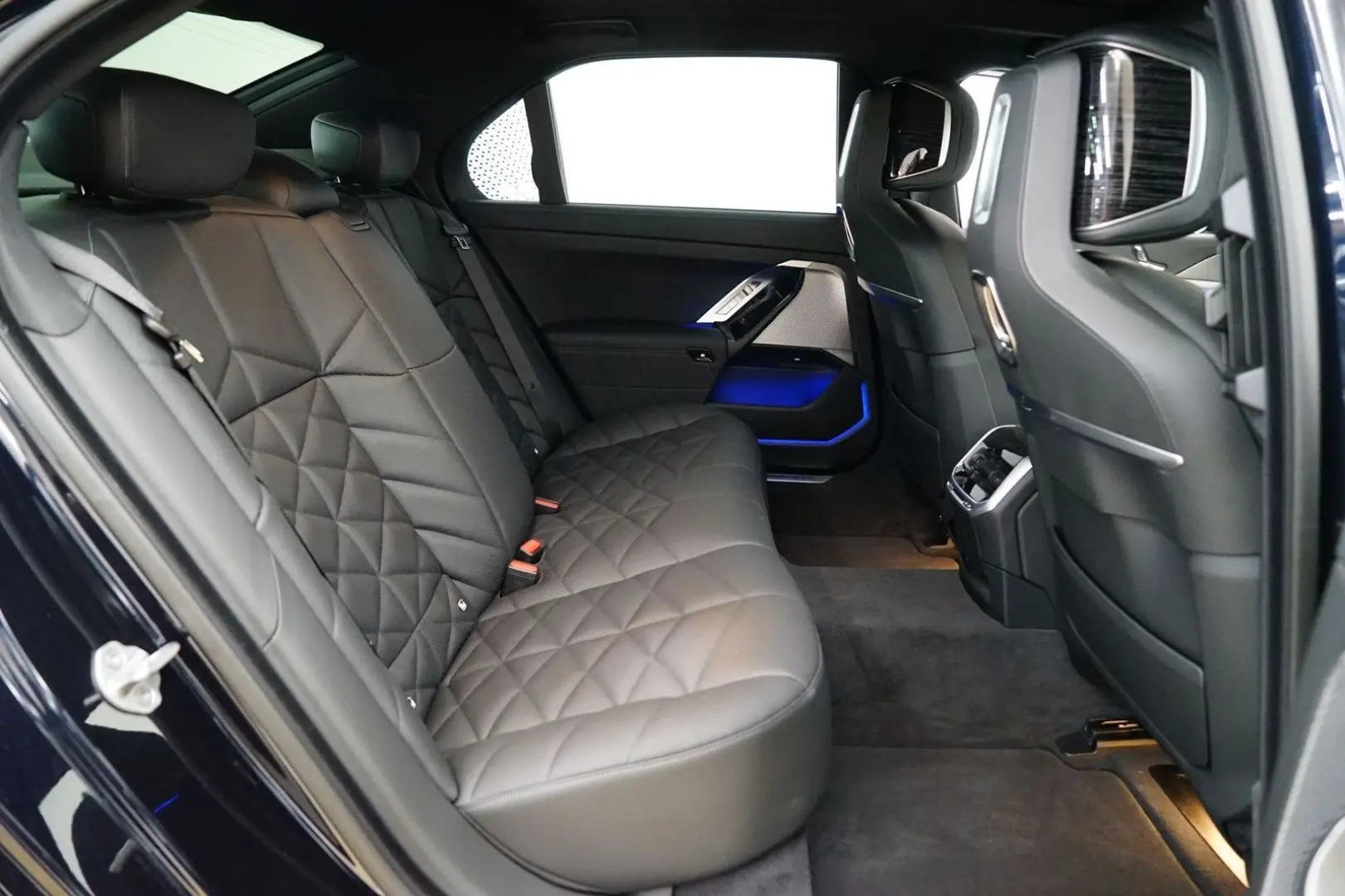 740d xDrive Limousine [M Sport, Standhz., Pano]
