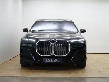 740d xDrive Limousine [M Sport, Standhz., Pano]