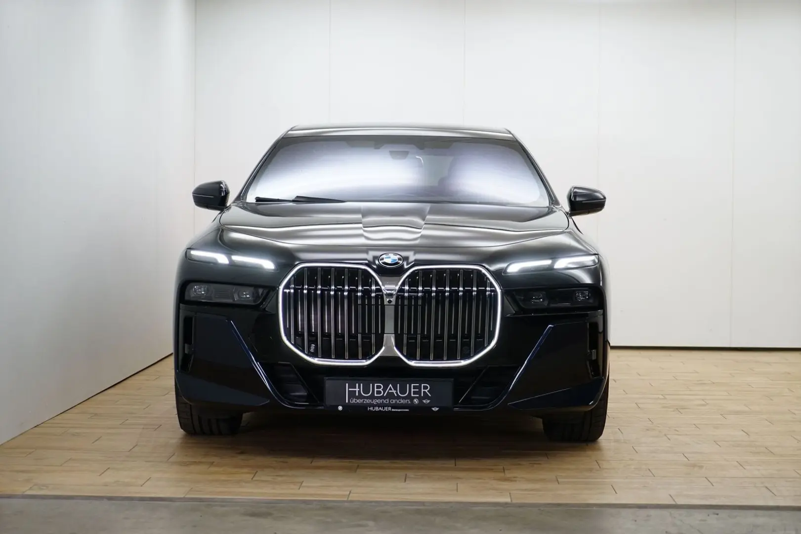740d xDrive Limousine [M Sport, Standhz., Pano]