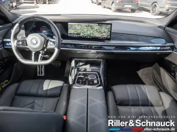750e xDrive M-Sport HUD SITZBELÜFTUNG PANO 360°