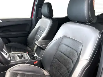 Amarok 3.0TDI V6 AVENTURA °Rollo°Leder°AHK°